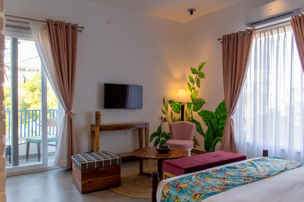 Casa Blanca Lakecity Udaipur Exterior photo